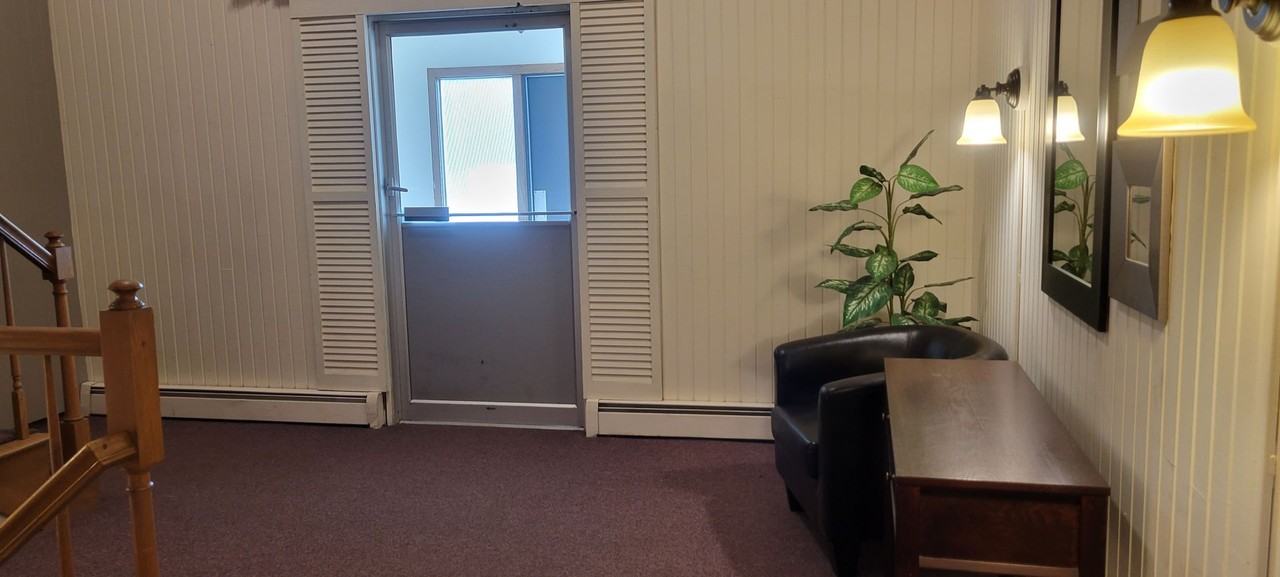 Carriage Hills Apartments - Photo 5 of 39