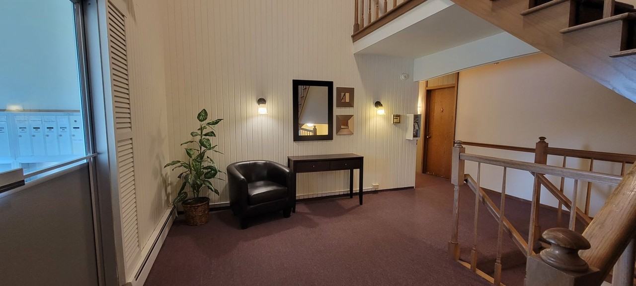 Carriage Hills Apartments - Photo 7 of 39