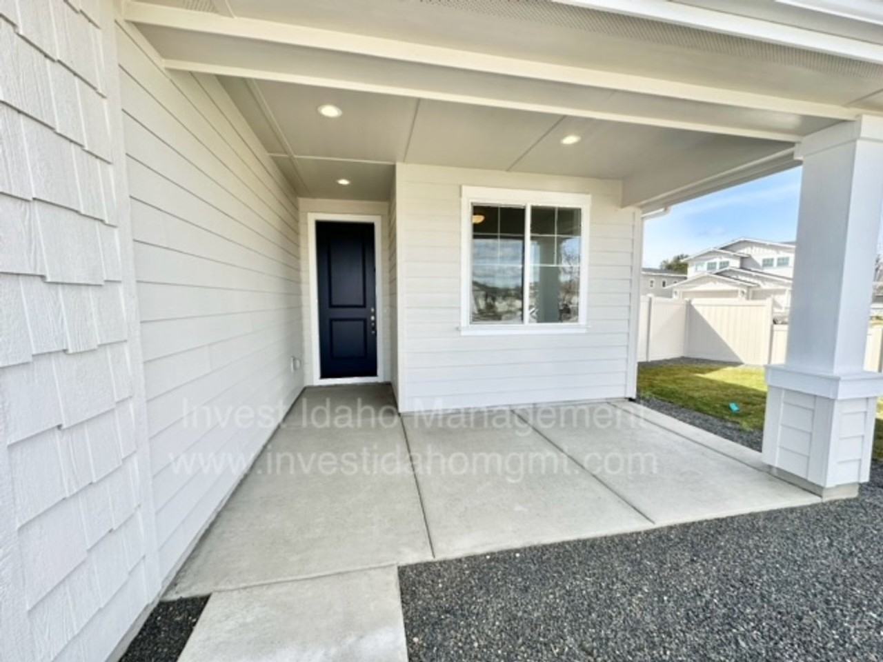 12657 W Shortcreek St - Photo 4 of 50