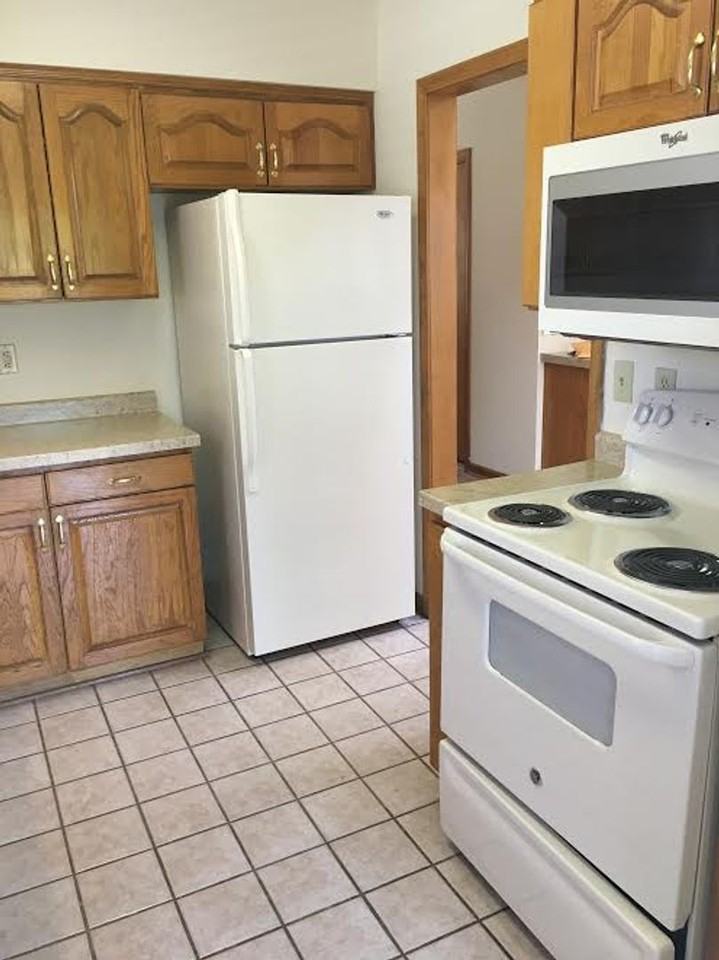 4418 Adam Ave - Photo 5 of 38