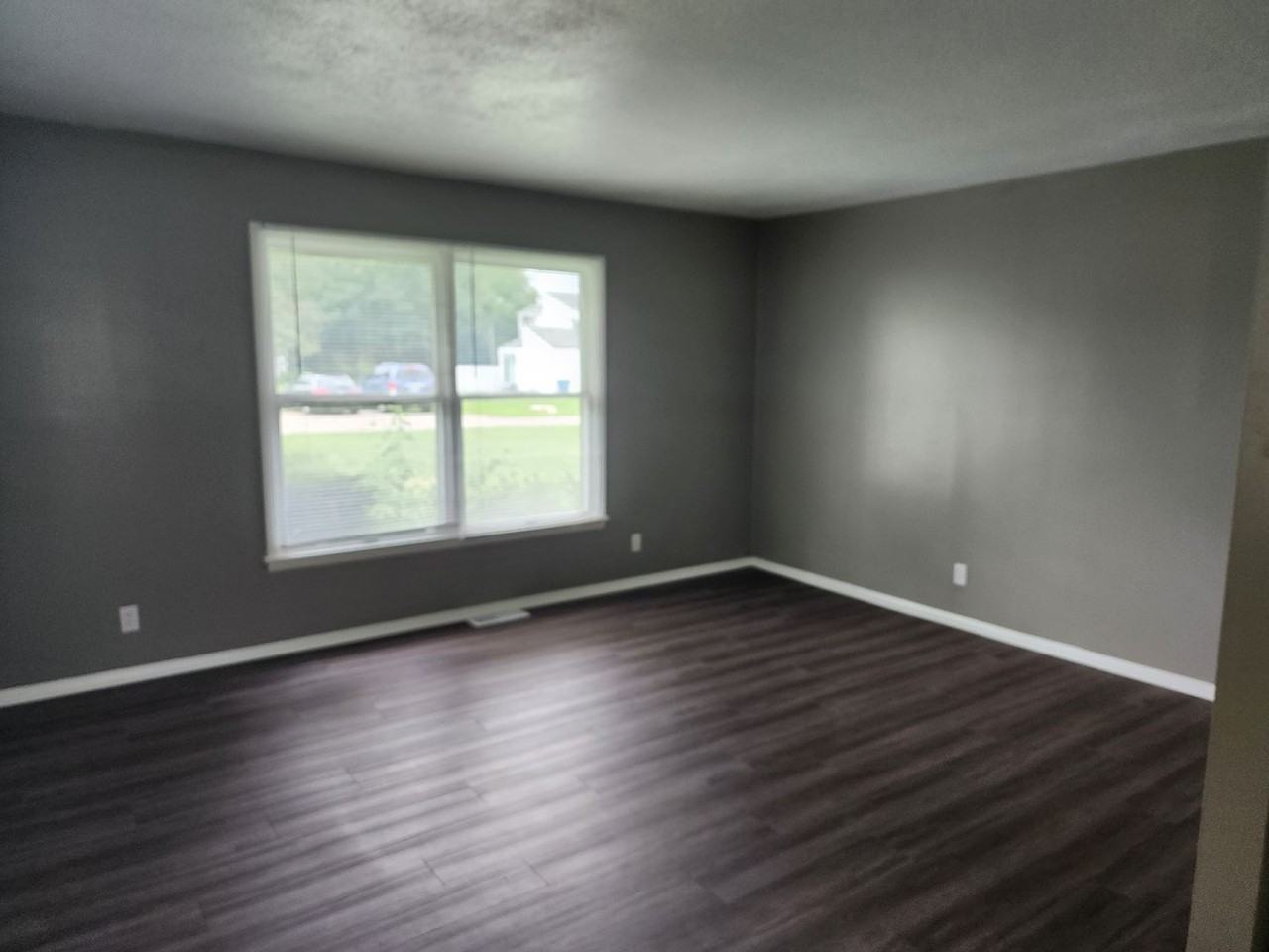 116 Nottingham Way - Photo 2 of 7