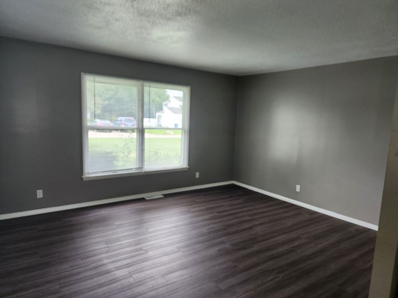 116 Nottingham Way - Photo 3 of 7