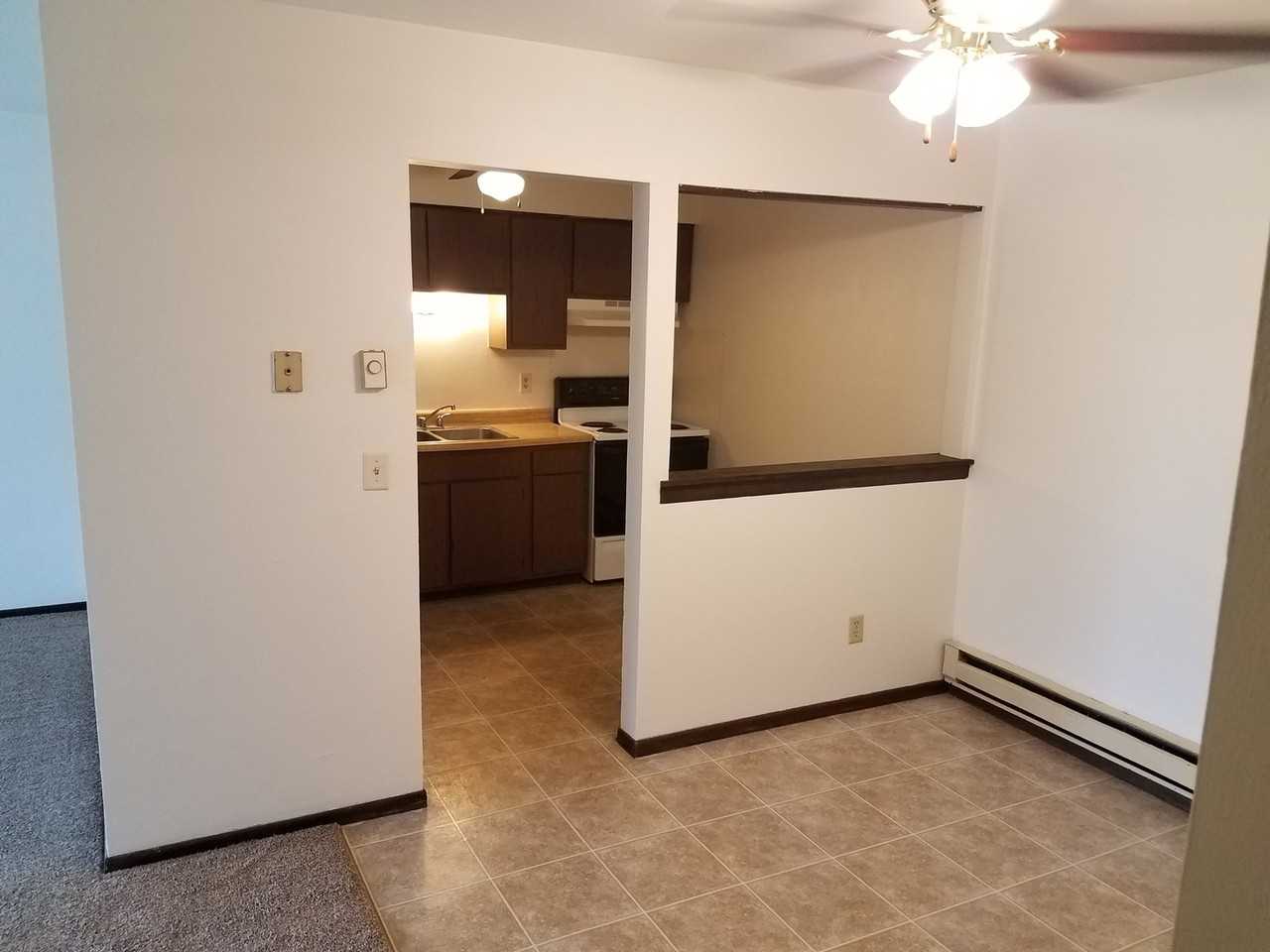 100eilb - Photo 6 of 13