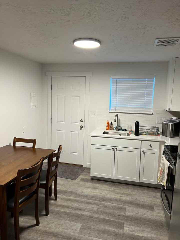1434 S 320 E - Photo 3 of 9
