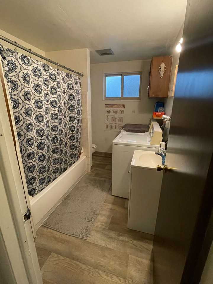 65 E 100 N - Photo 2 of 6