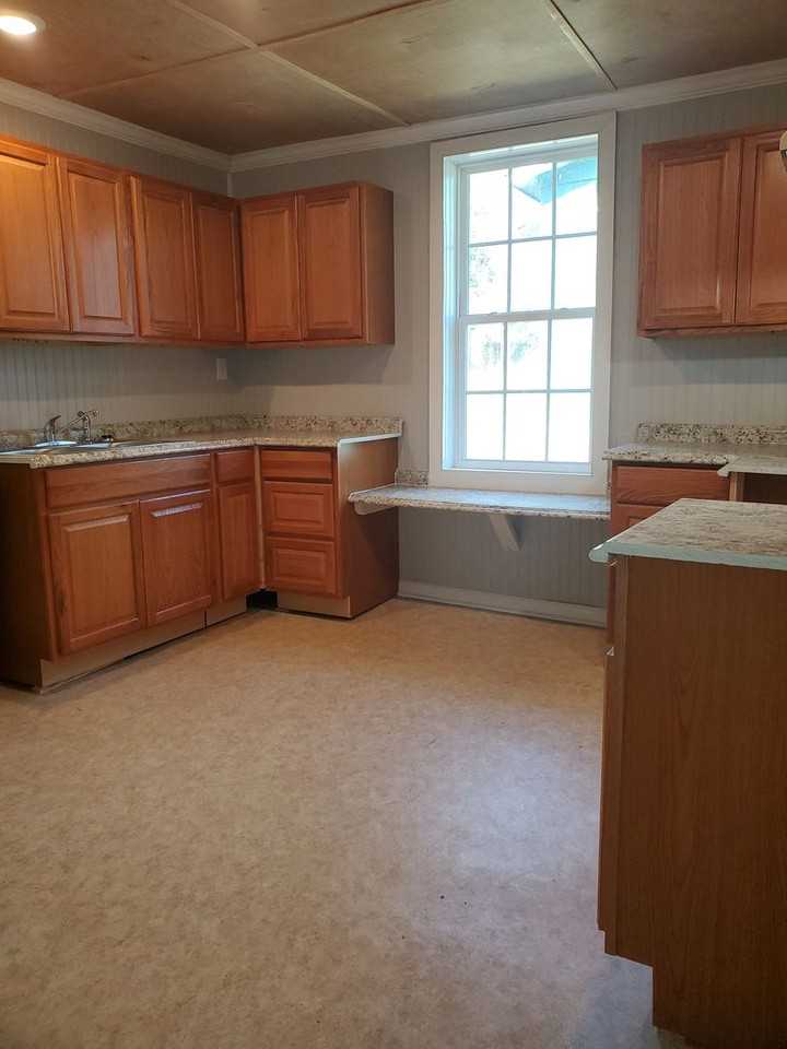 151 Circle Dr - Photo 7 of 11