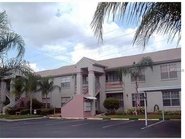 7925 Hardwick Dr - Photo 2 of 24