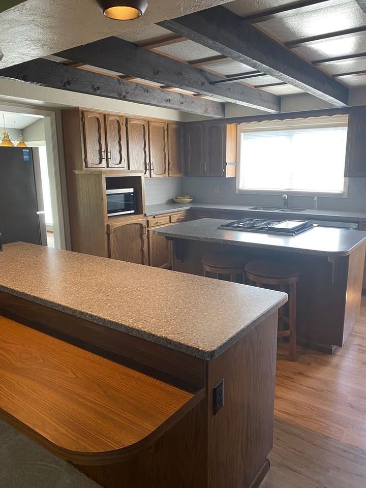 107 Sunrise Ave - Photo 3 of 13