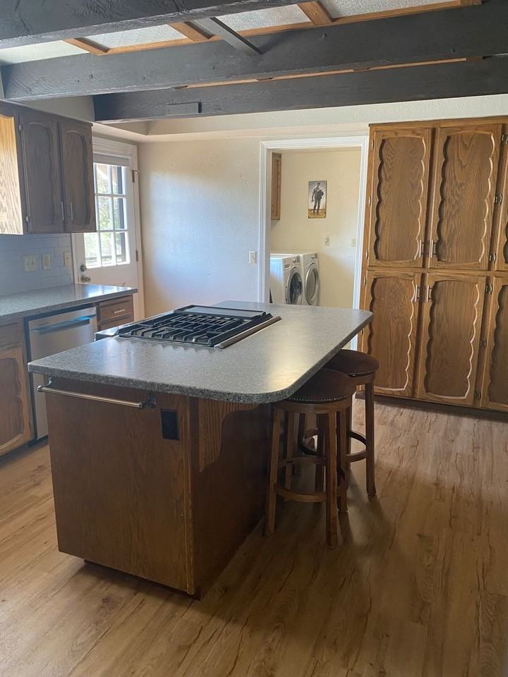 107 Sunrise Ave - Photo 4 of 13