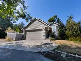 featured image of 20630 Willamette Dr