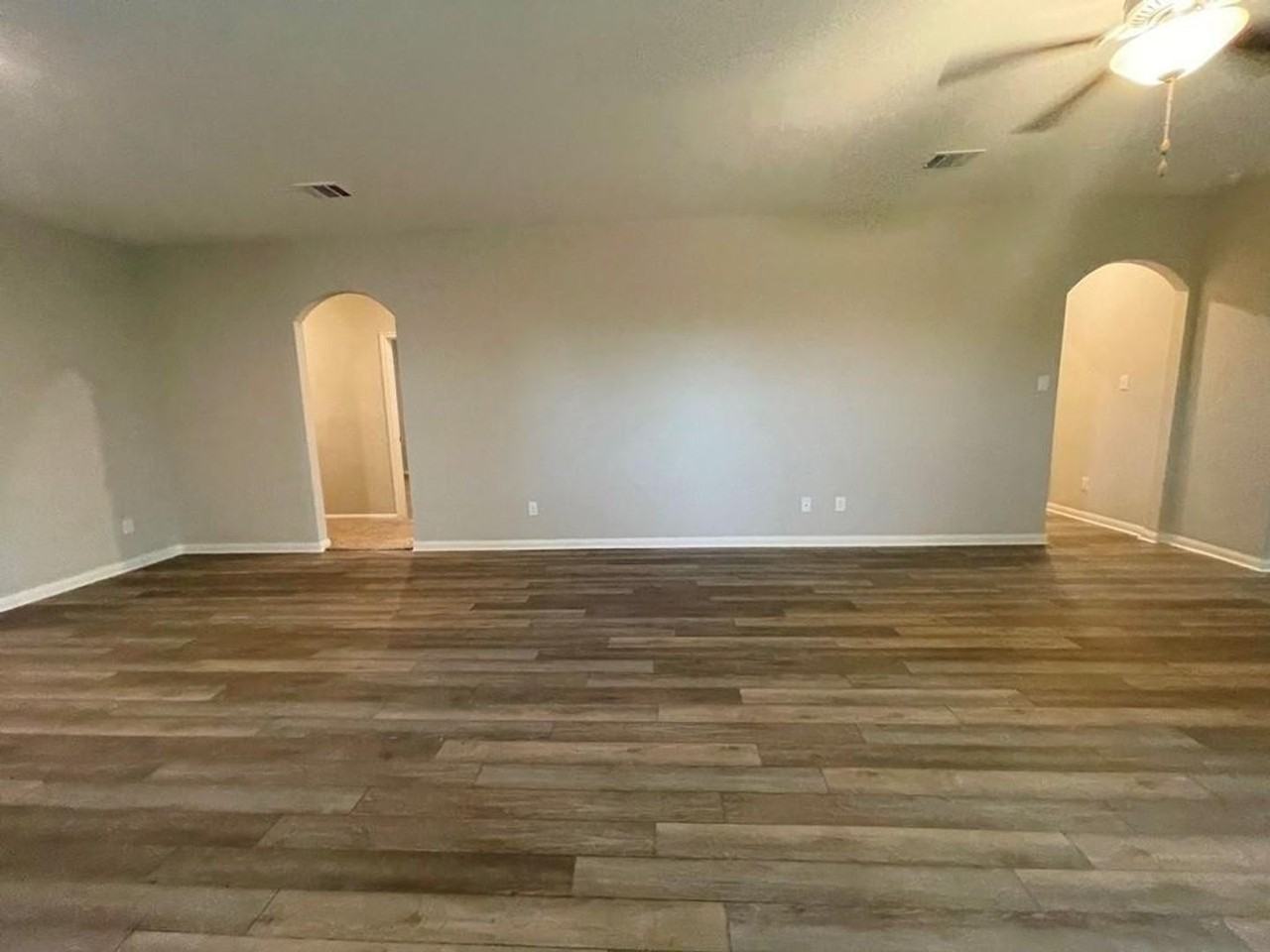 228 Star Spangled Dr - Photo 4 of 40