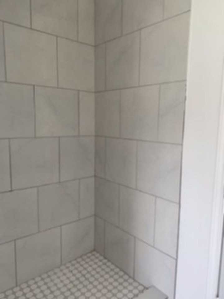 11939 Greenrock Ln - Photo 3 of 15