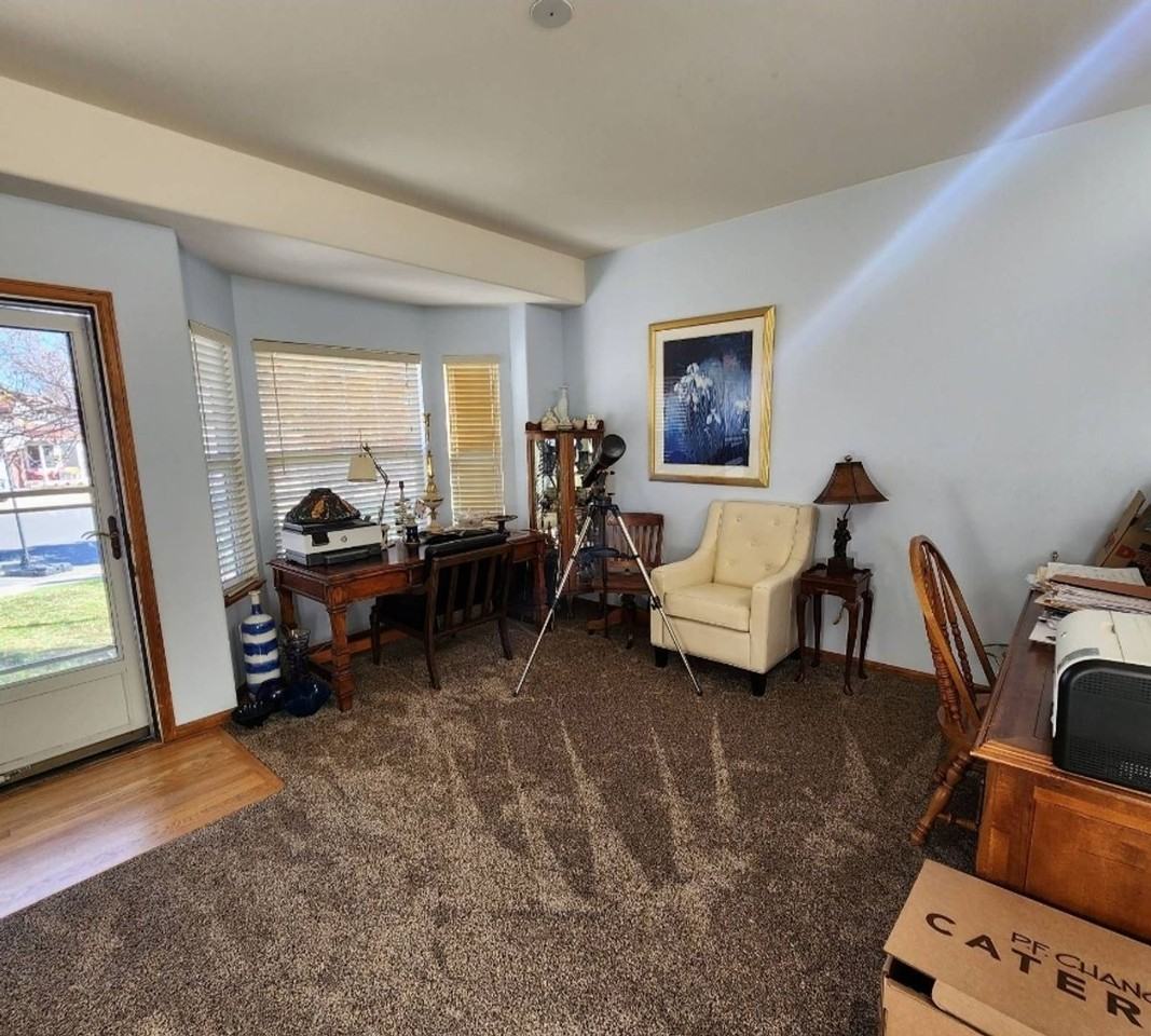 7930 Silver Maple Ln - Photo 2 of 14