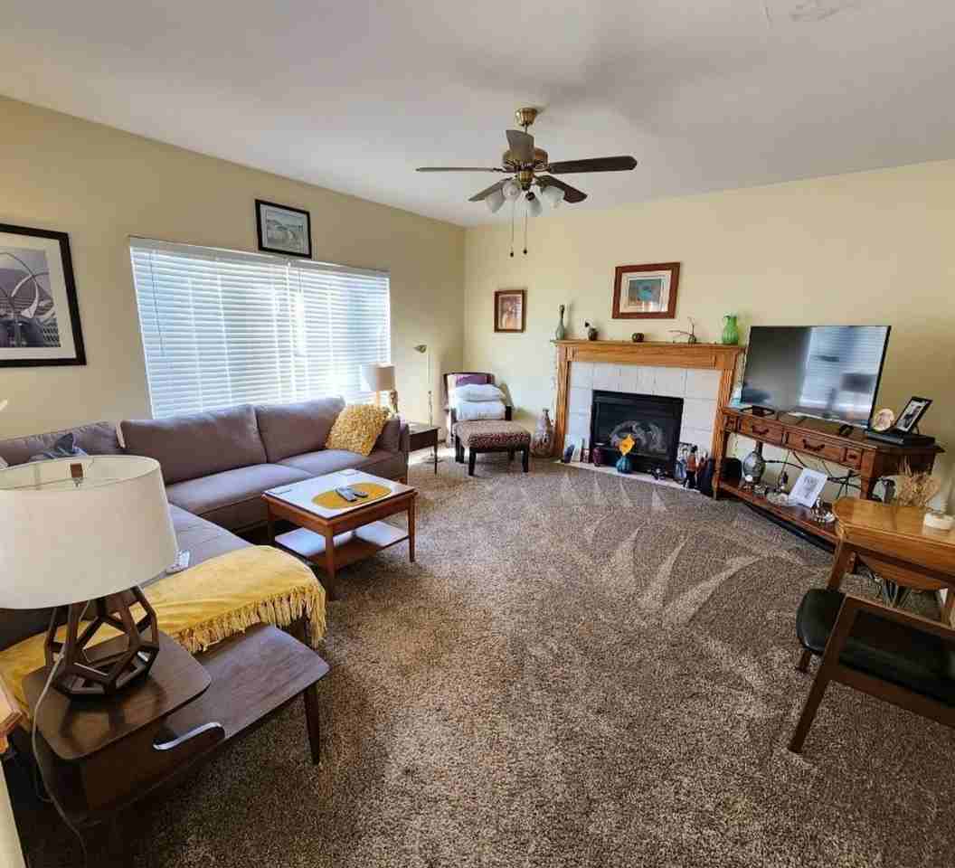 7930 Silver Maple Ln - Photo 4 of 14