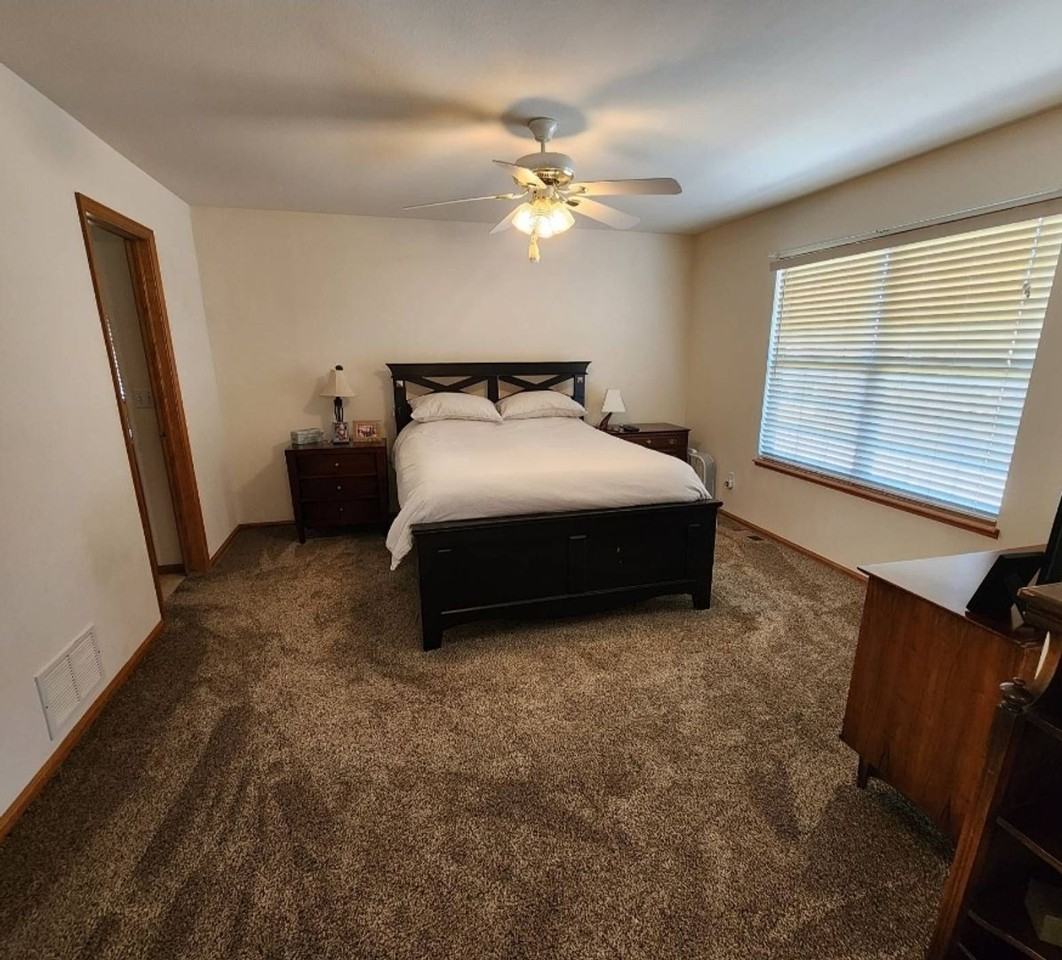 7930 Silver Maple Ln - Photo 6 of 14