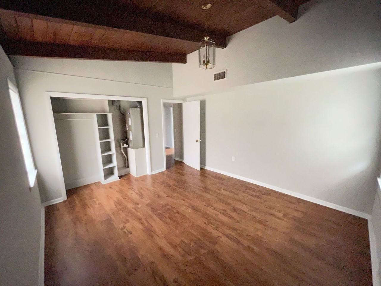 242 Georgia Ave #8 - Photo 7 of 7