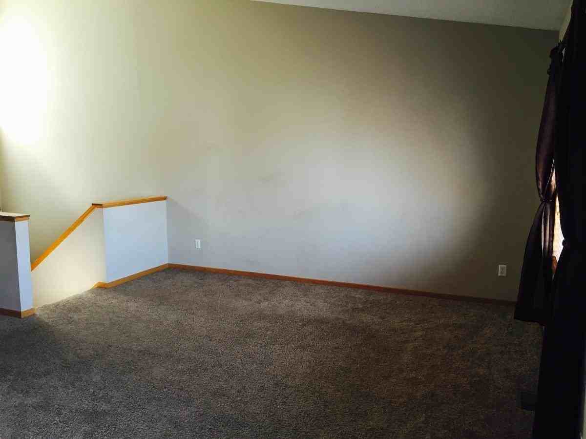 18442 English Ave - Photo 3 of 13