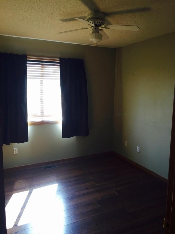 18442 English Ave - Photo 6 of 13