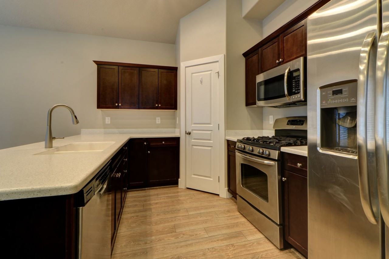 120 W 3430 N - Photo 6 of 29