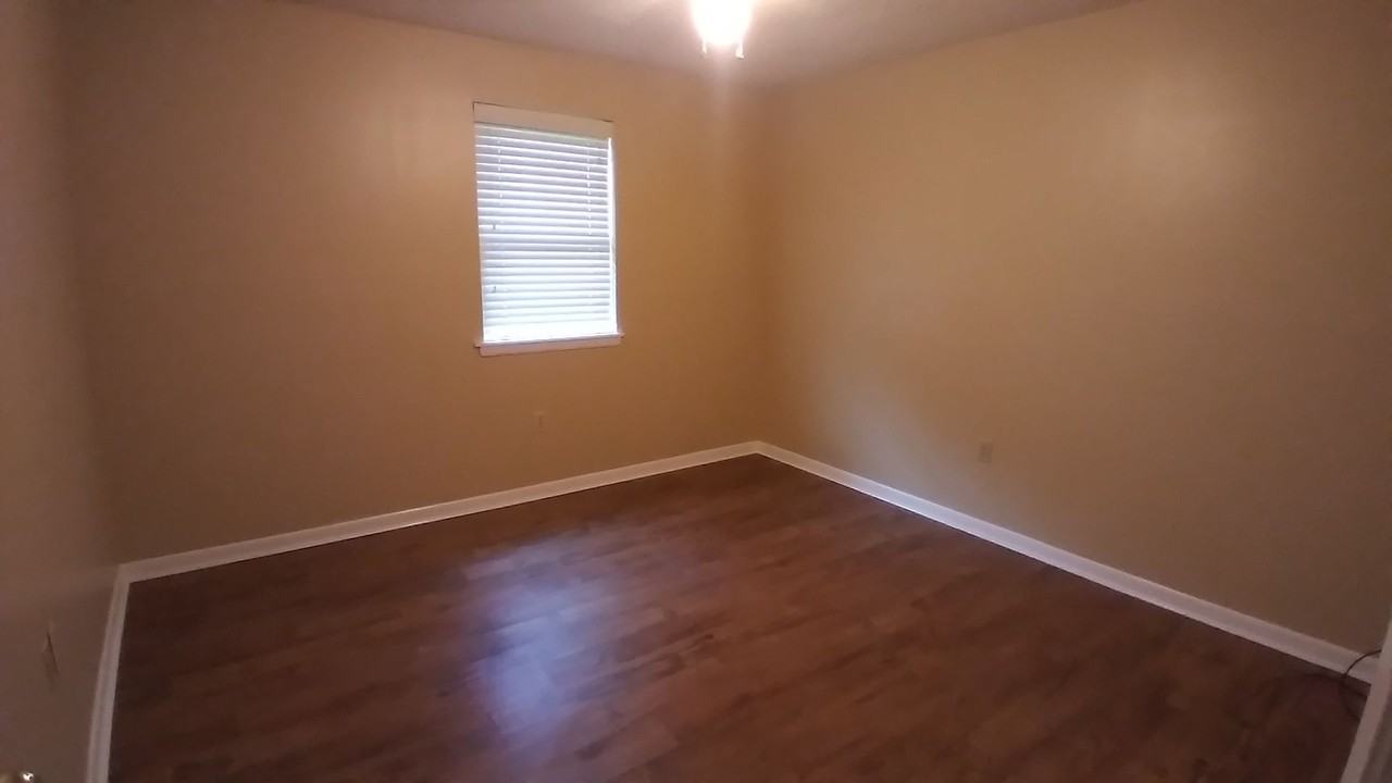 19 Hartwell Place - Photo 3 of 15