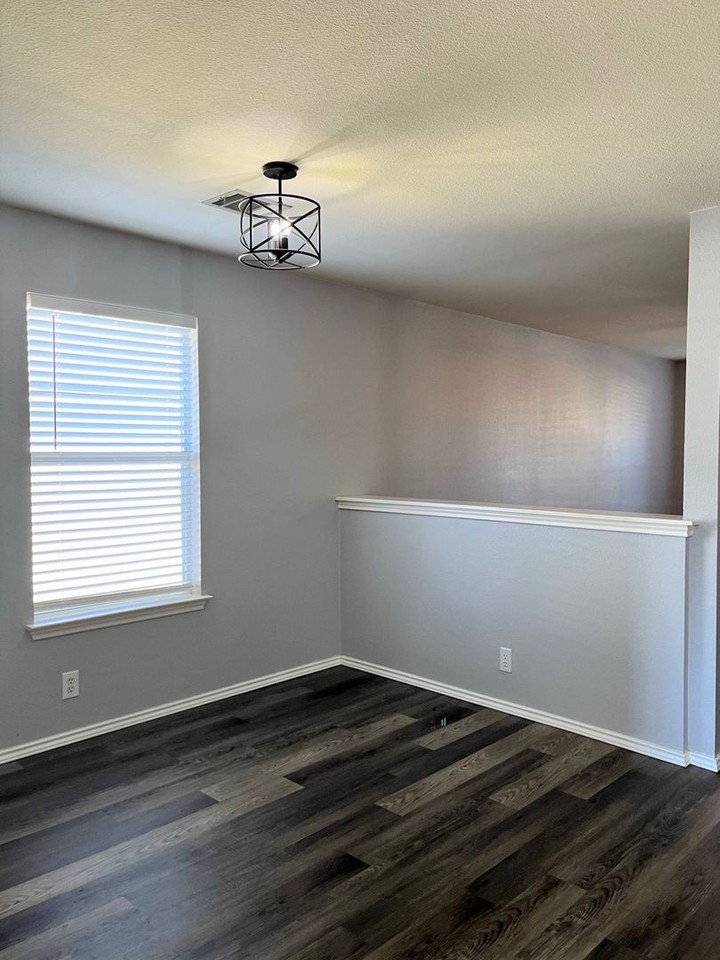 7126 Autumn Acres - Photo 6 of 18