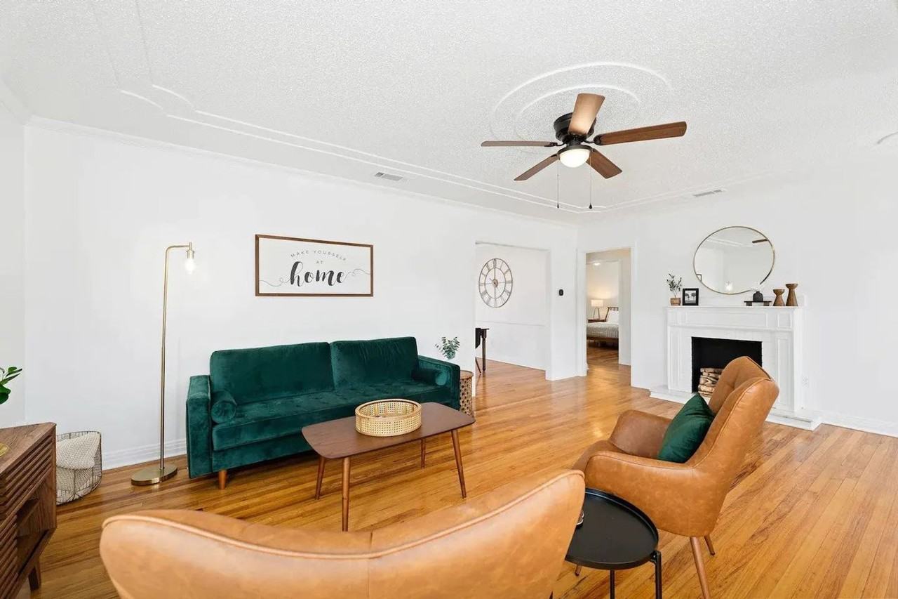 2826 33rd St - Photo 3 of 21