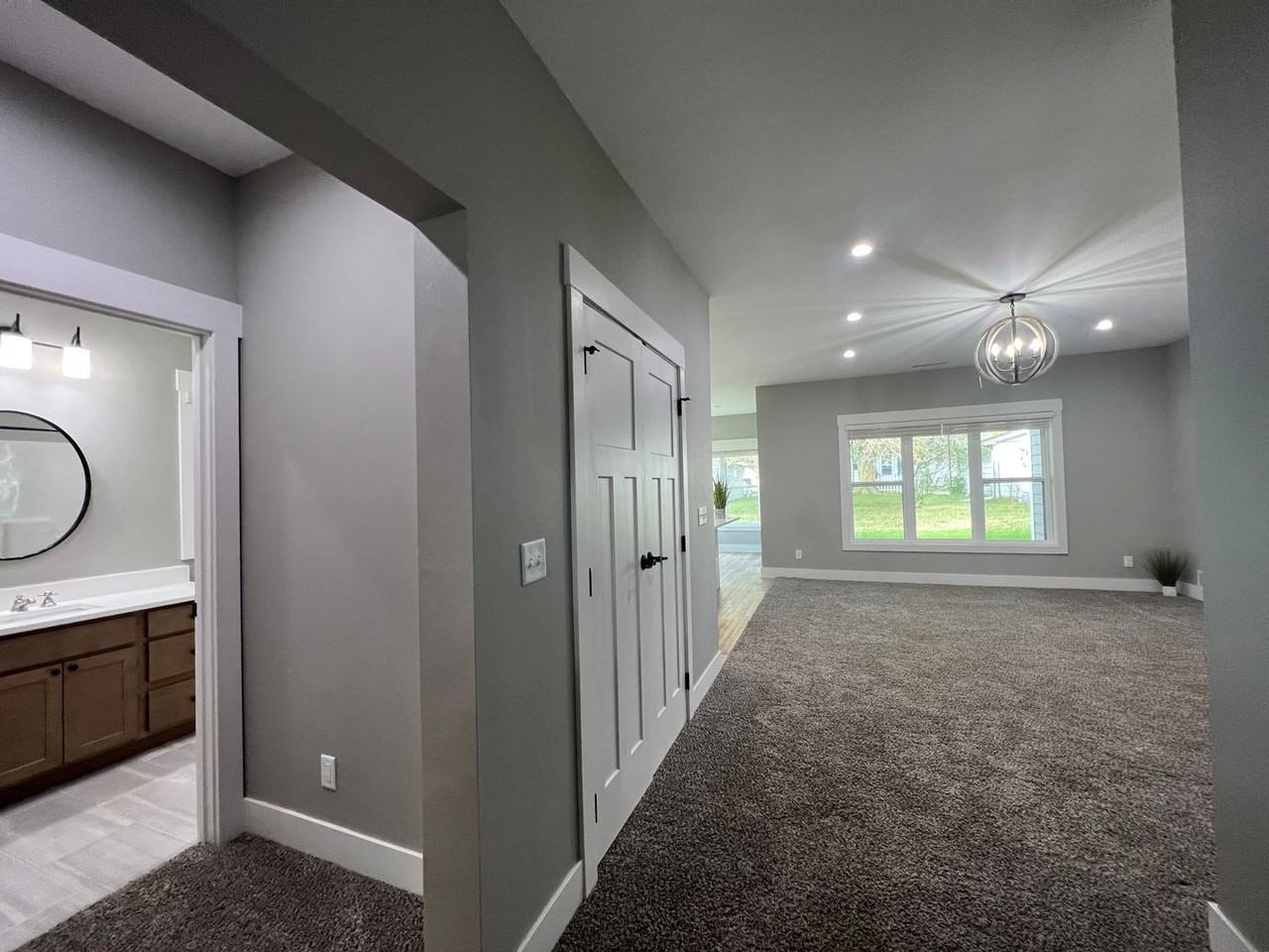 1404 24th Ave N - Photo 3 of 14