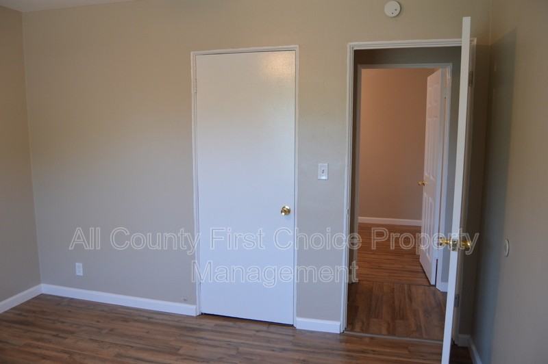 938 11th St N - Photo 6 of 14