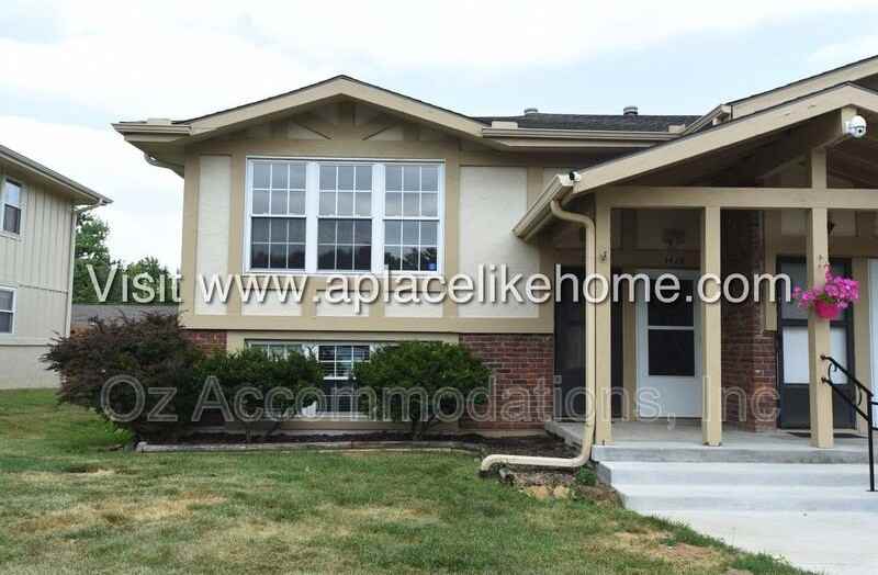 1428 Nw 64th Ter - Photo 2 of 21