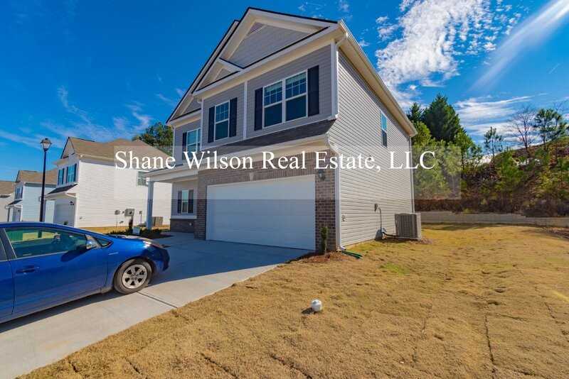 296 Collington Cir - Photo 2 of 15