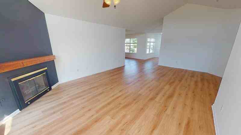 1741 Coburn Ct - Photo 5 of 16