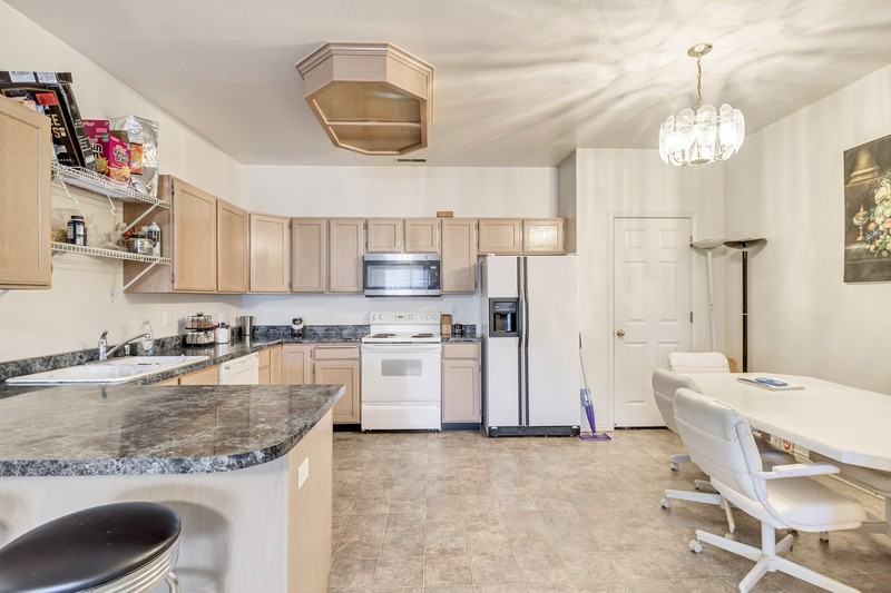 392 N Seven Peaks Blvd #323MD - Photo 2 of 13