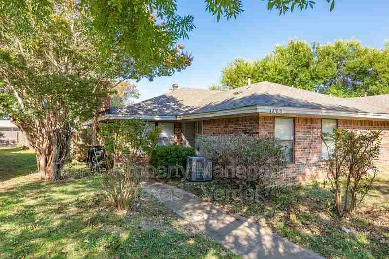 4605 Menzer Rd - Photo 2 of 35