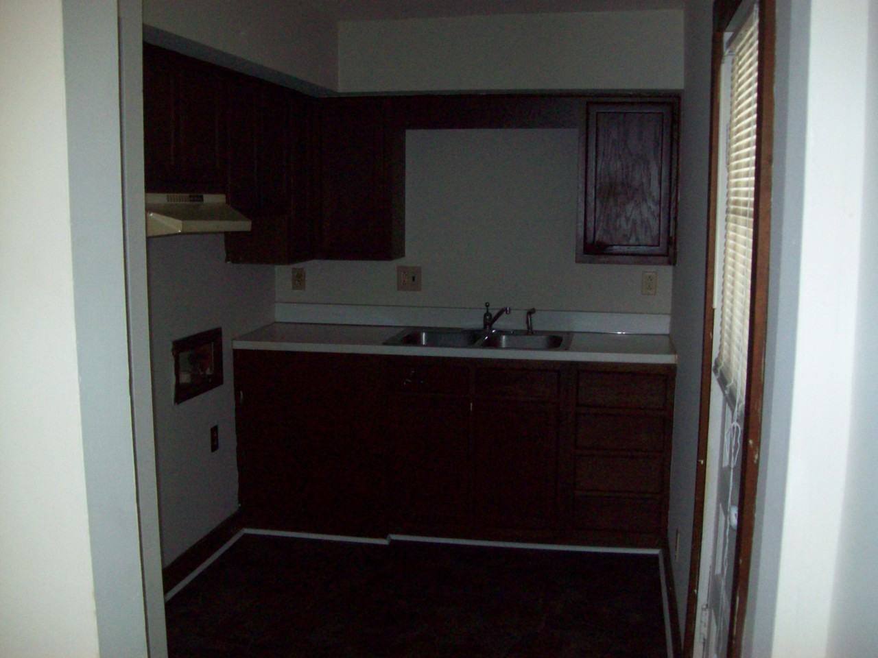 1010 Hamilton St - Photo 3 of 5