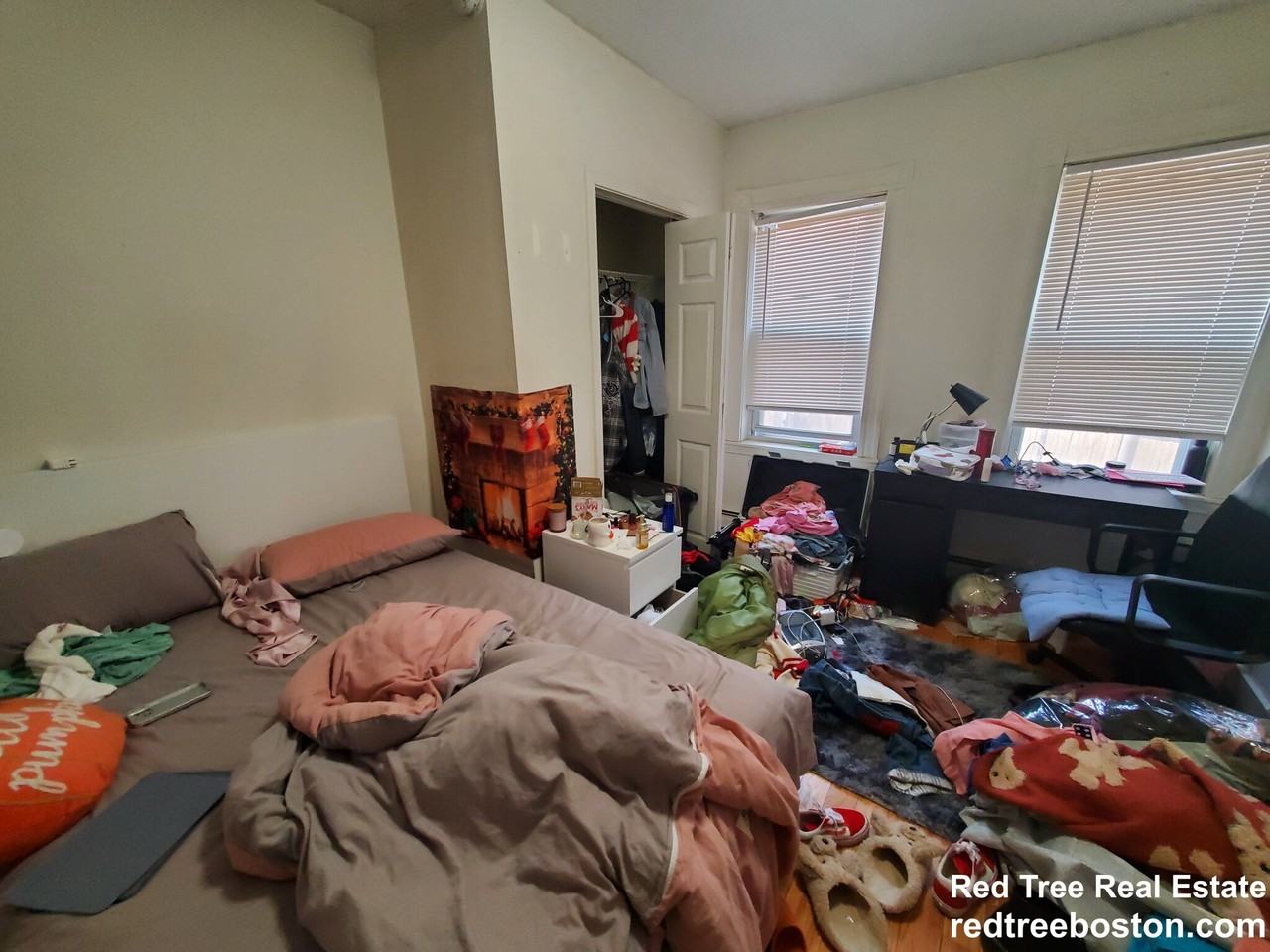 3 Warwick St #1 - Photo 4 of 14