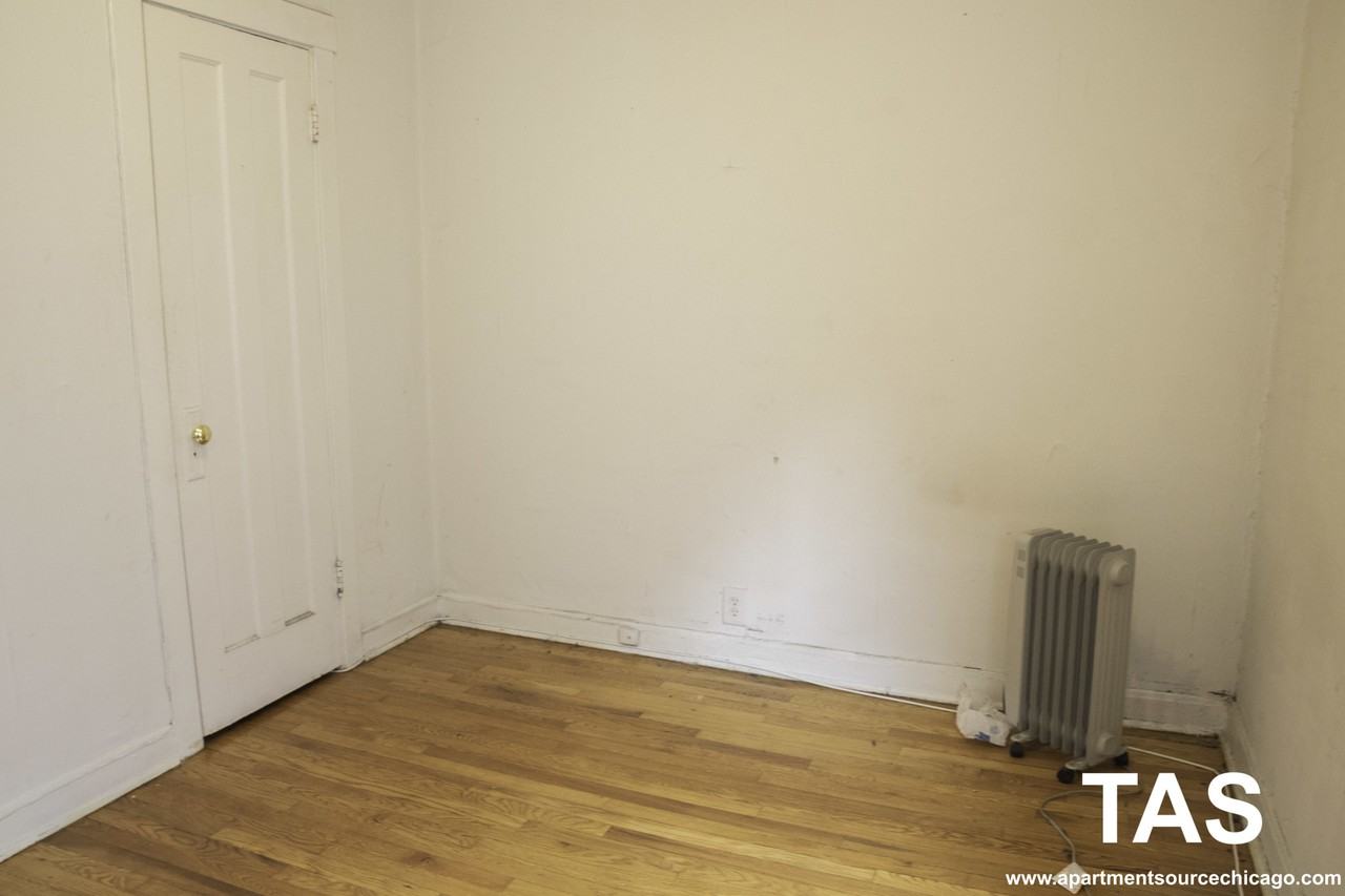 5109 N Winchester Ave #2 - Photo 6 of 10