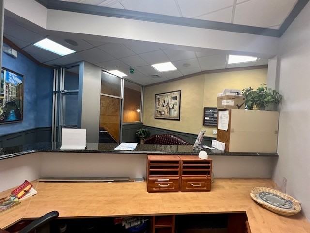 5020 Sunrise Highway - Photo 7 of 25