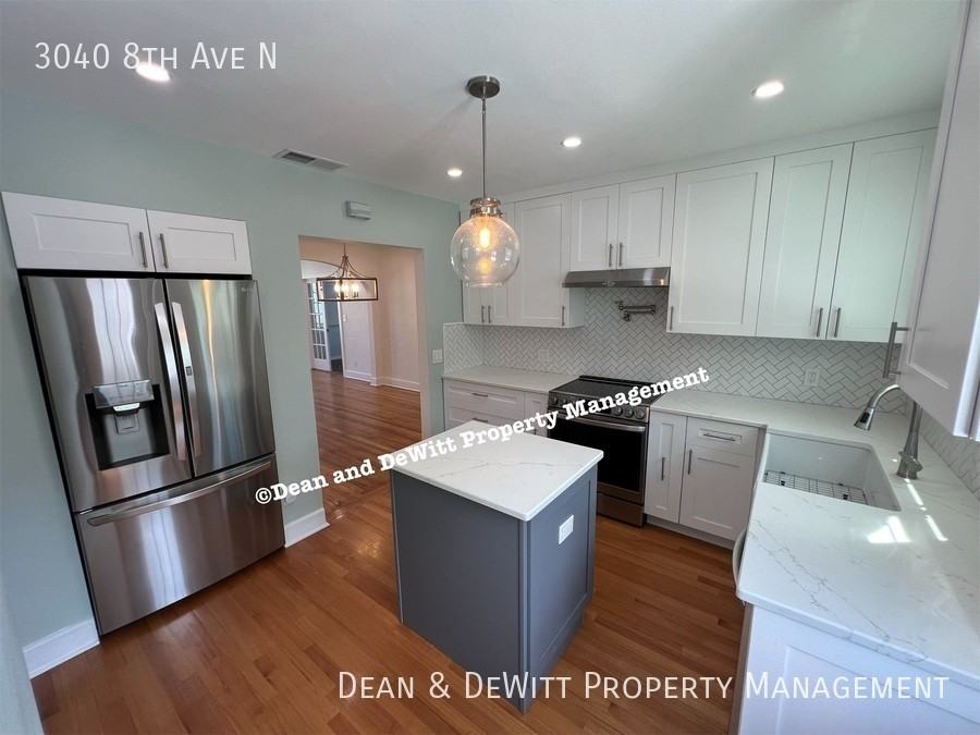 3040 8th Ave N - Photo 2 of 28