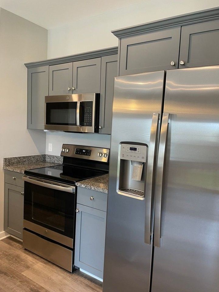 Shelby Pointe Village - Photo 3 of 50