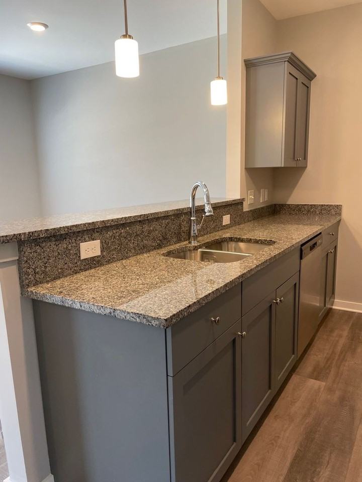 Shelby Pointe Village - Photo 4 of 50