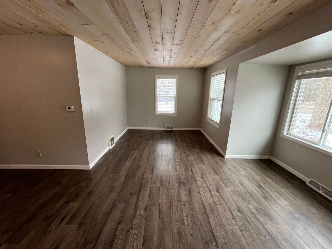 2604 N 13th St - Photo 4 of 20