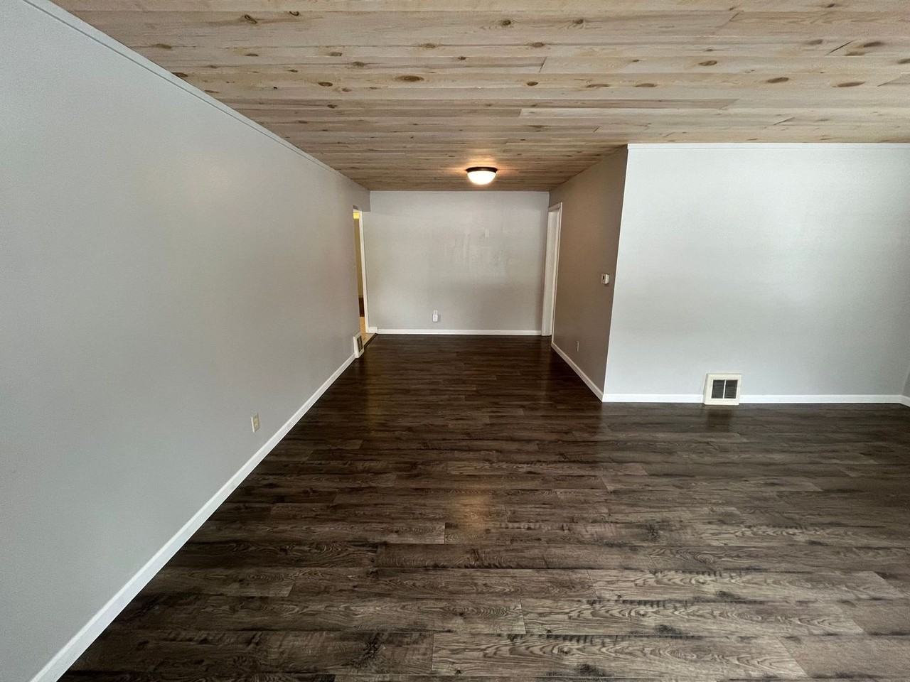 2604 N 13th St - Photo 6 of 20