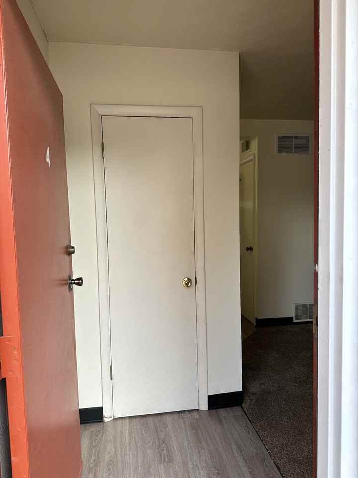 Sunset Apartments For Lease - Photo 3 of 50