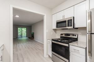 featured image of 916 Hearthridge Ct