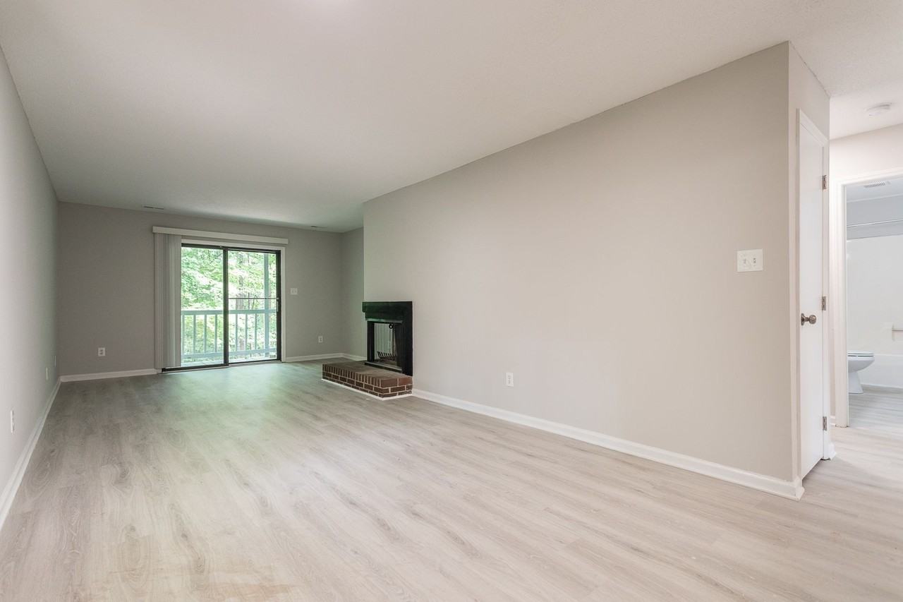 916 Hearthridge Ct. - Photo 5 of 10