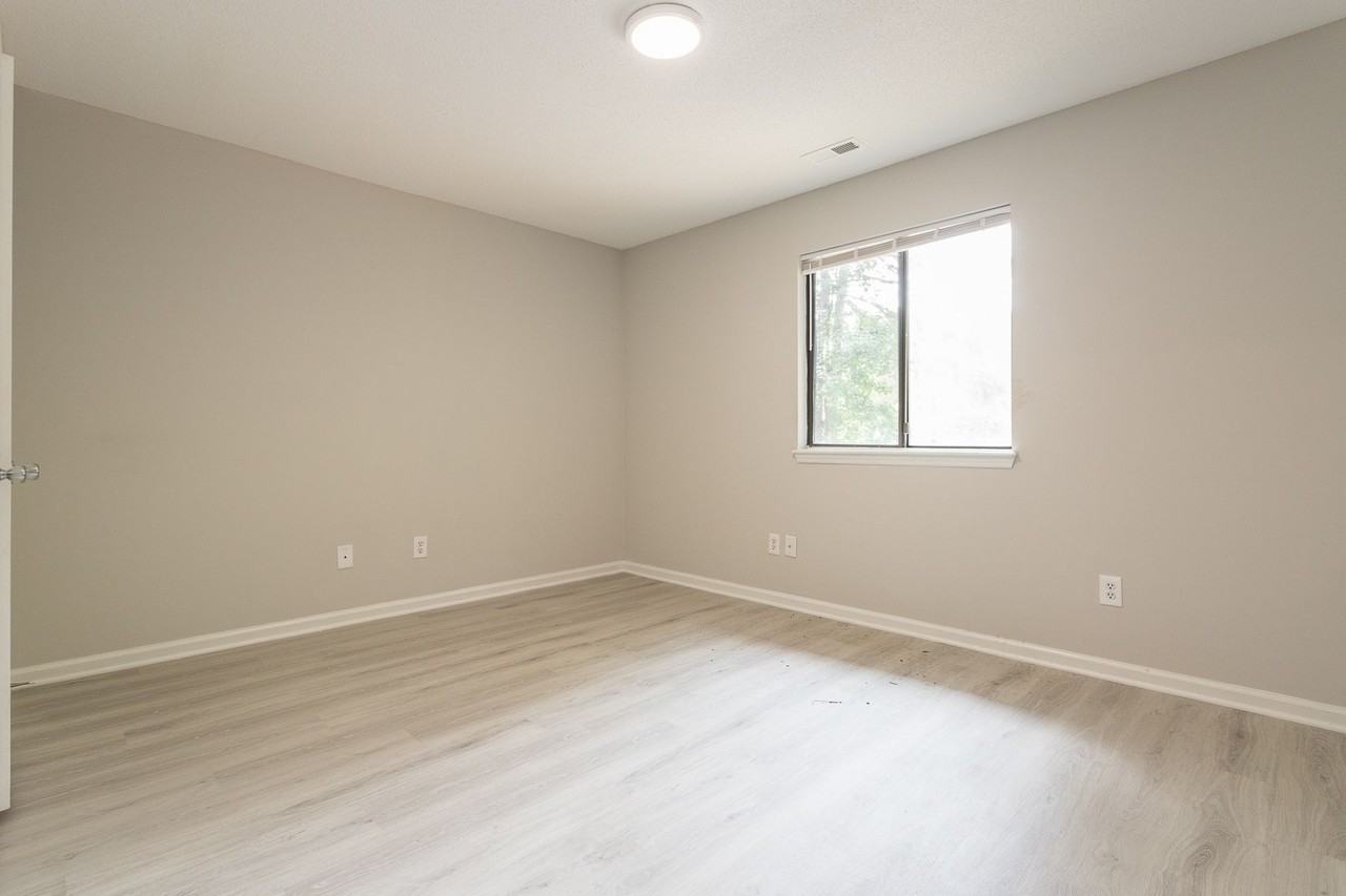 916 Hearthridge Ct. - Photo 7 of 10