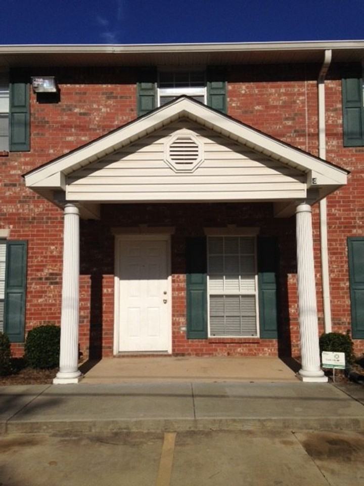 Indian Villa Townhomes Apartments 201 N Mcguire Ave, Monroe, LA 71203