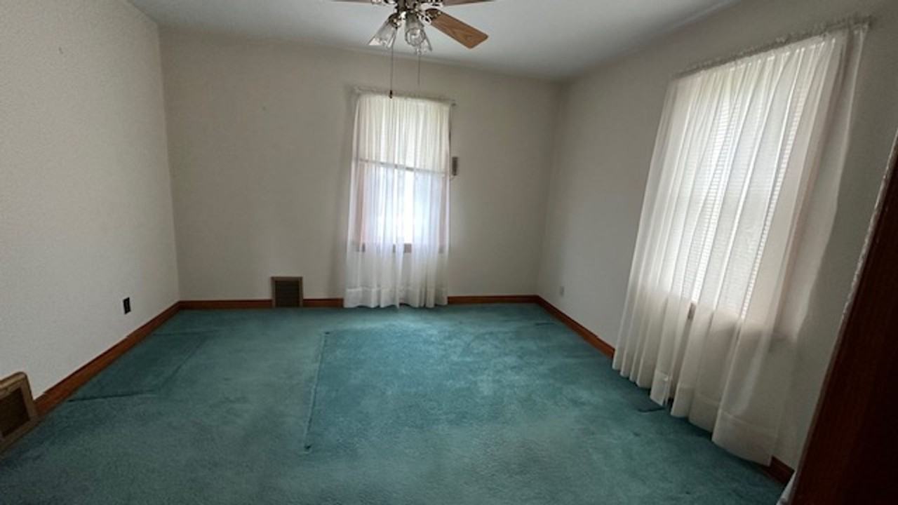 2499 4 Mile Rd - Photo 3 of 4