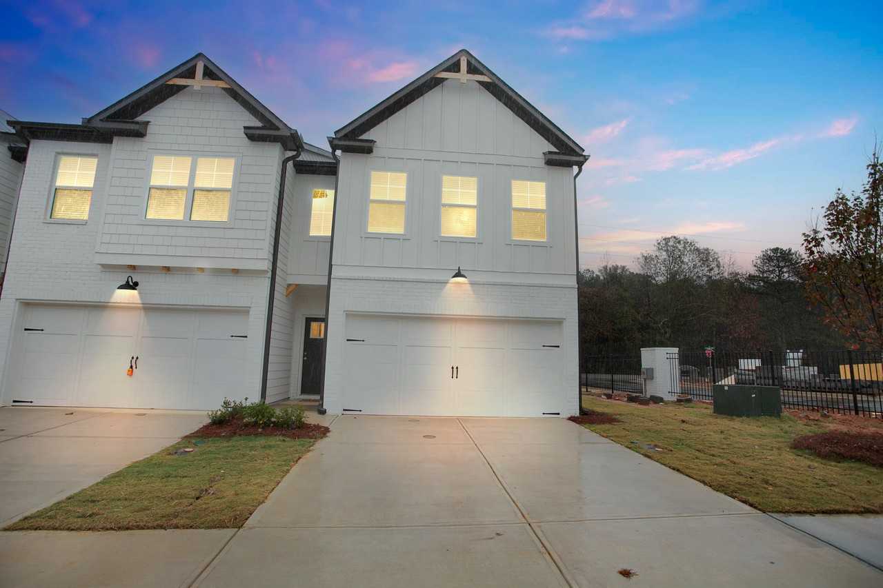 Apartments Near Georgia Career Institute Centennial Ridge for Georgia Career Institute Students in Conyers, GA