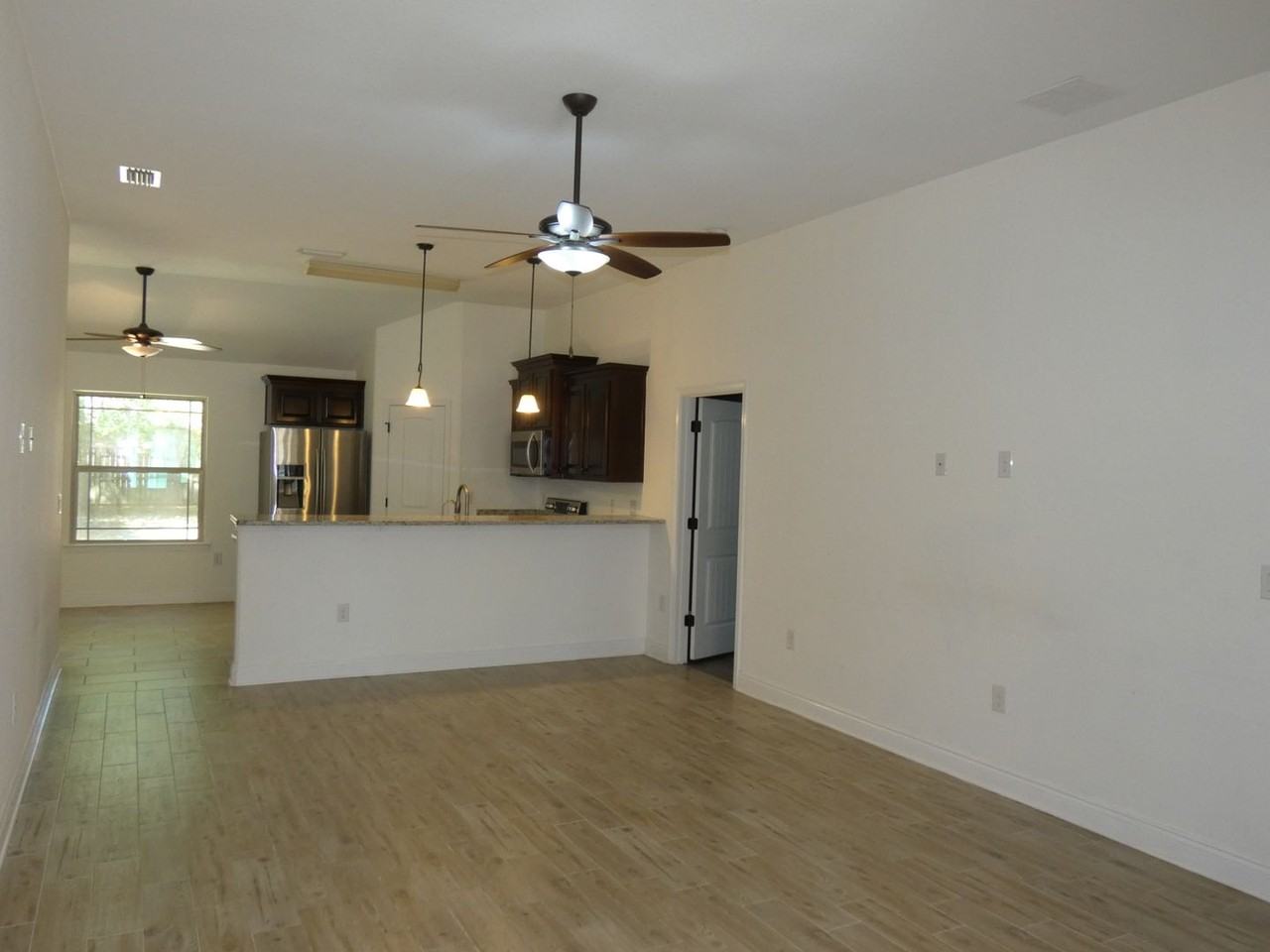 4836 Covenant Cir - Photo 5 of 20